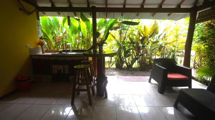 Casa De Los Amigos Caribena Cahuita Ngoại thất bức ảnh